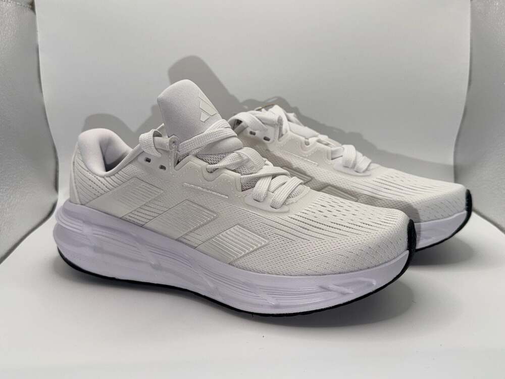 Adidas Women's Running Shoes Size 5 White